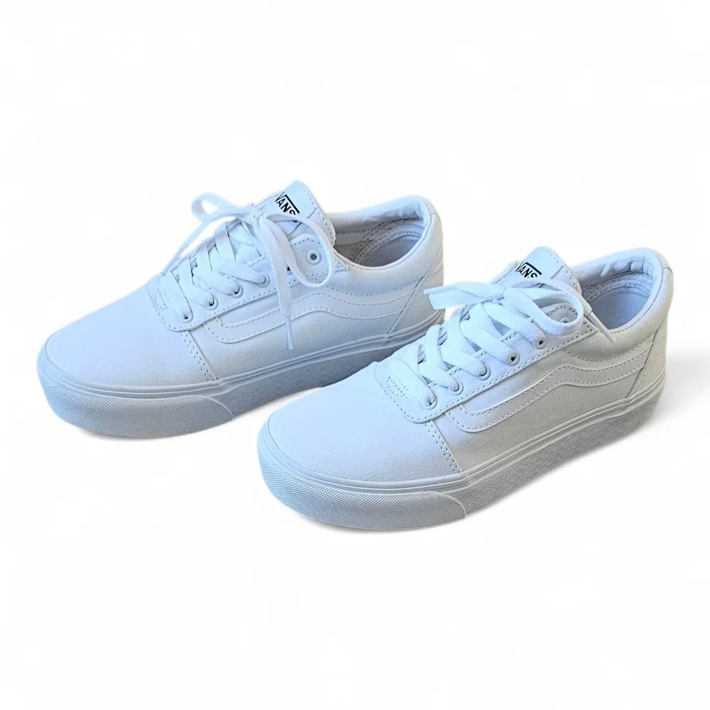 Vans Ward Youth Girls Low Top All White Sneakers Size 5